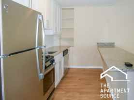 2523 N Lincoln Ave #C2 - Photo 1 of 1