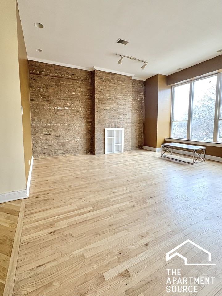 1549 S Christiana Ave #3 - Photo 2 of 18