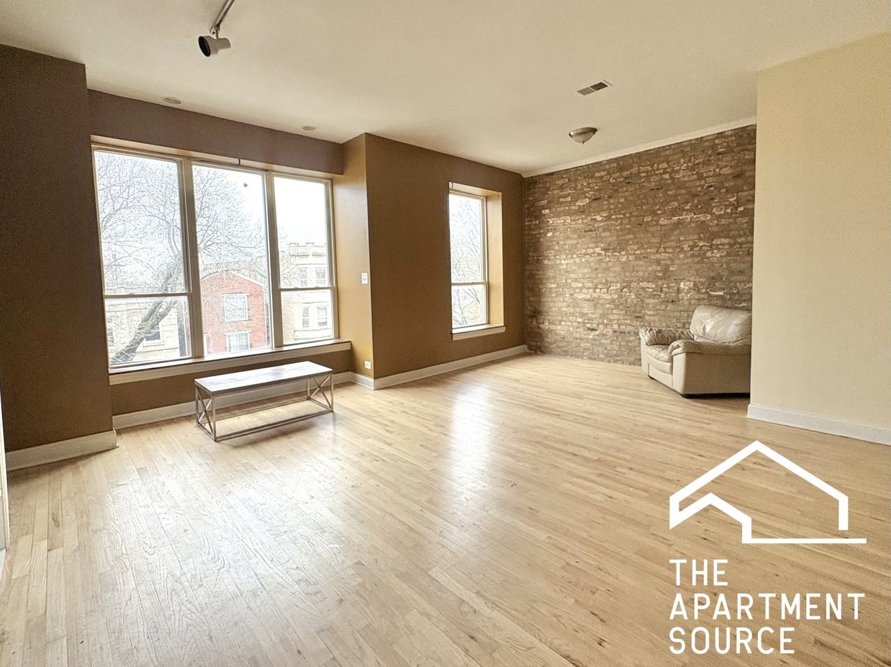 1549 S Christiana Ave #3 - Photo 3 of 18