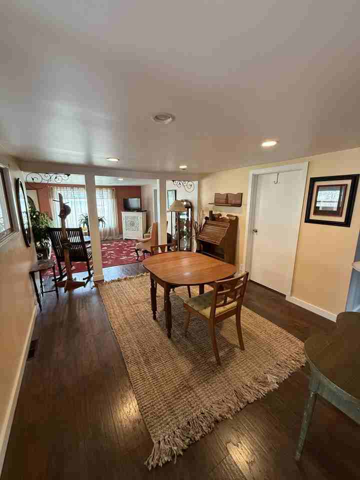 210 E Columbia St #1 - Photo 4 of 23