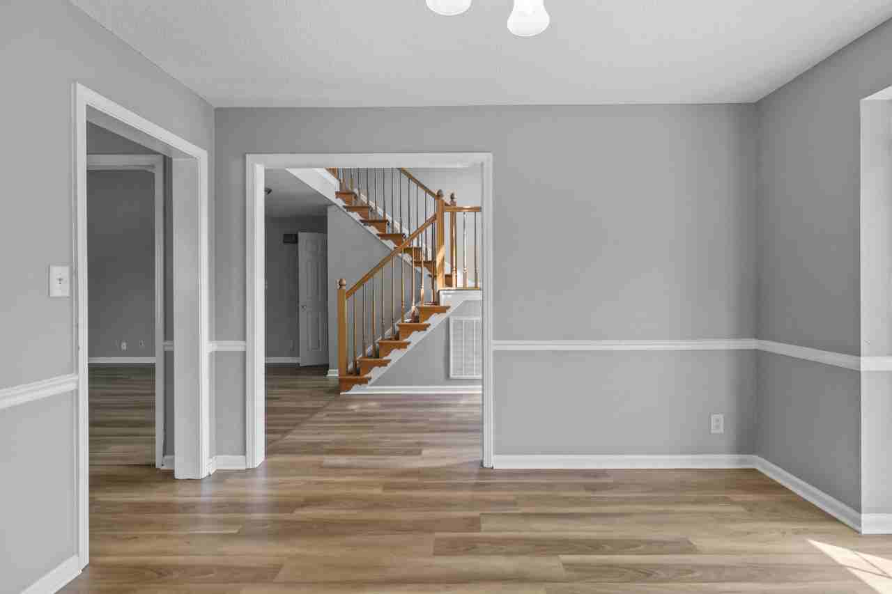 1241 Gatsby Ct #1 - Photo 6 of 30