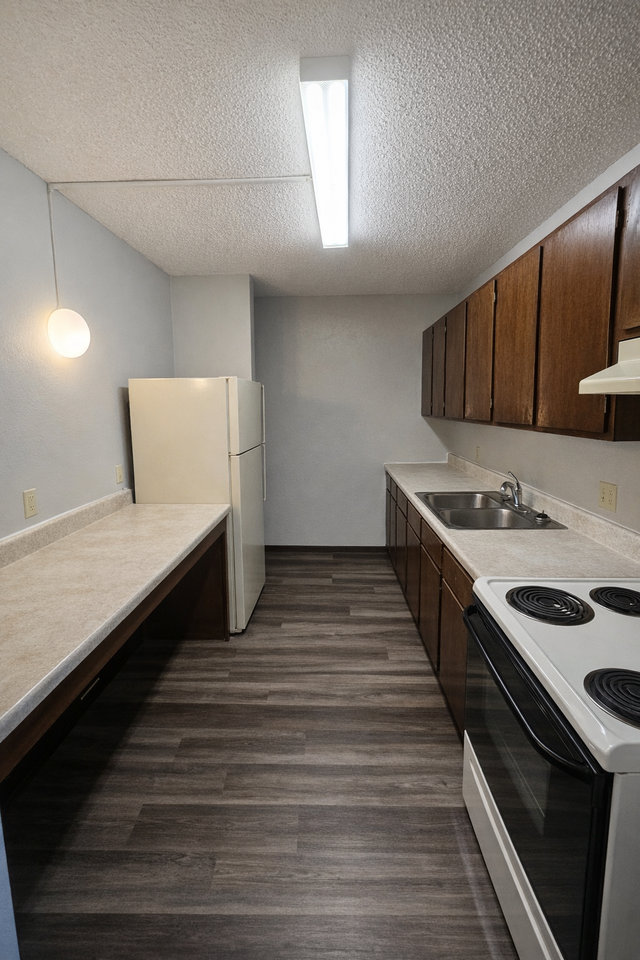 812 Hills Ave #N202 - Photo 3 of 9