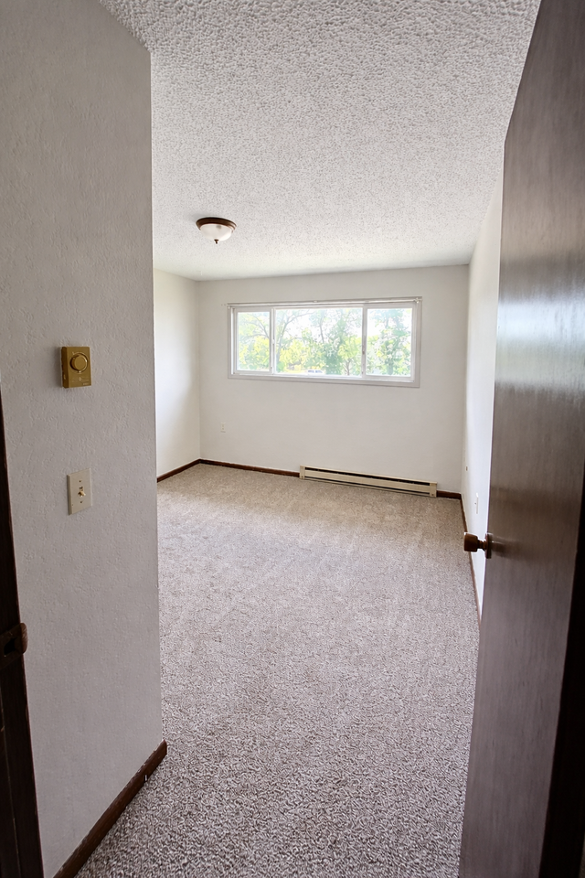 812 Hills Ave #N202 - Photo 6 of 9
