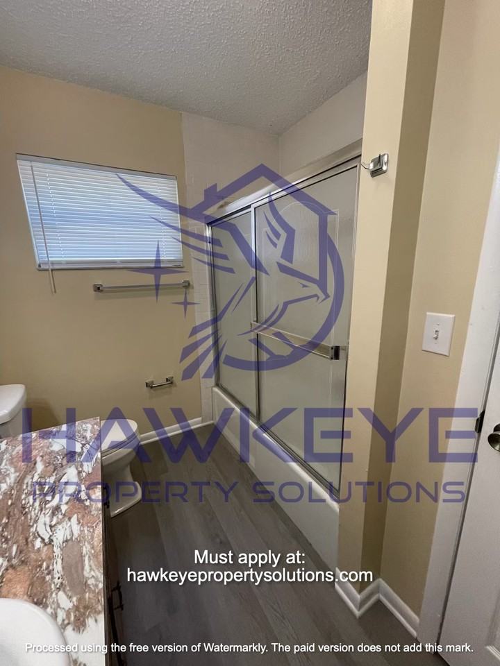 412 1/2 Senate St #1 - Photo 6 of 6