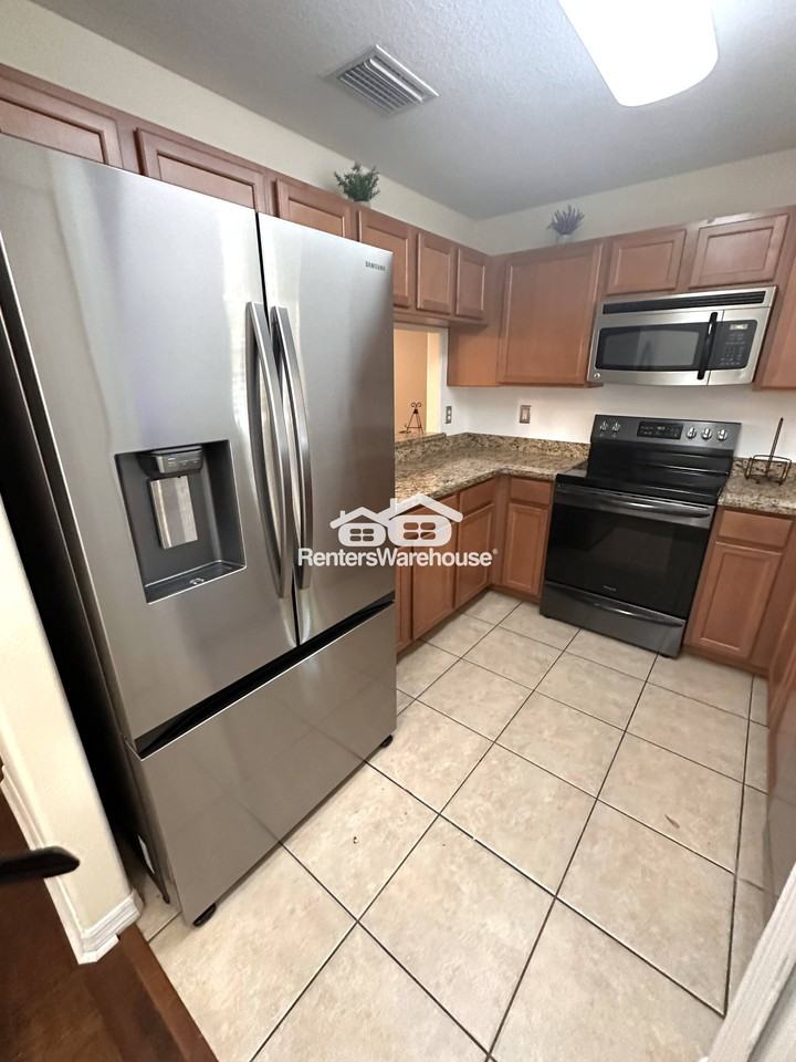 10943 Keys Gate Dr - Photo 5 of 26