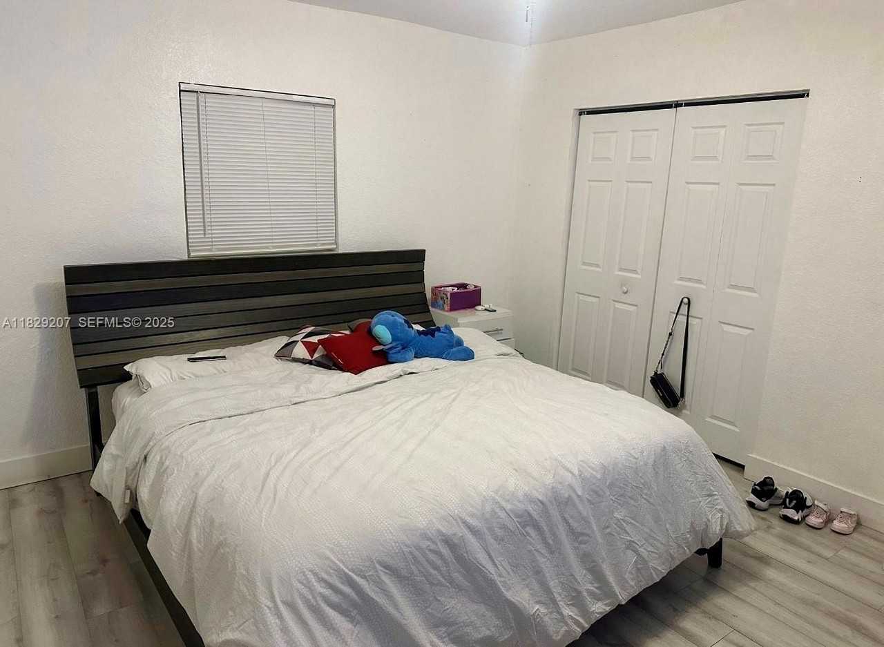 2970 Northwest 187th Street #2970 - Photo 5 of 12