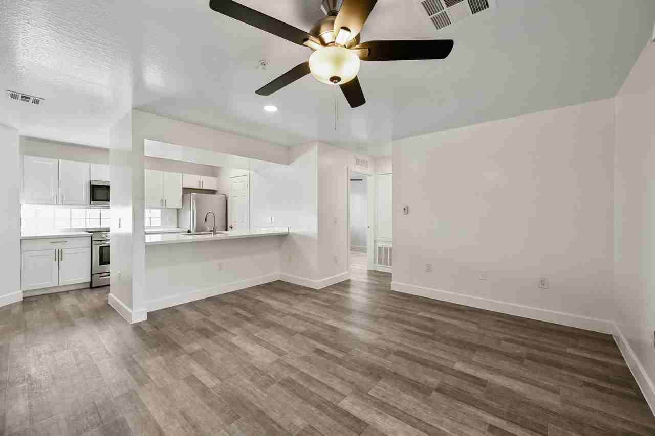 3065 North 67th Avenue #203 - Photo 6 of 25