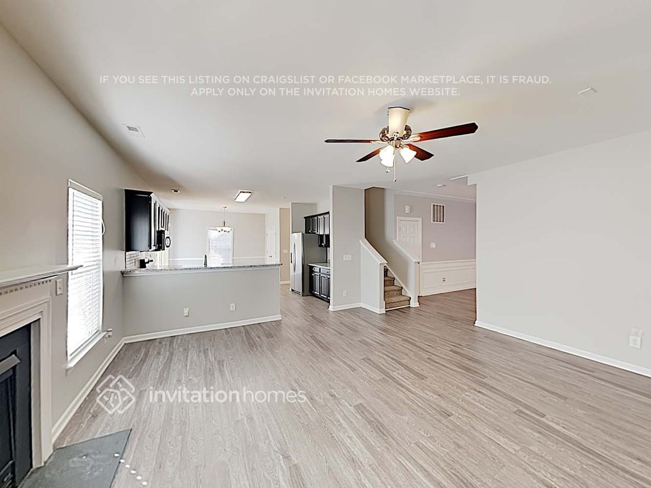 1005 Bridleside Dr - Photo 4 of 16