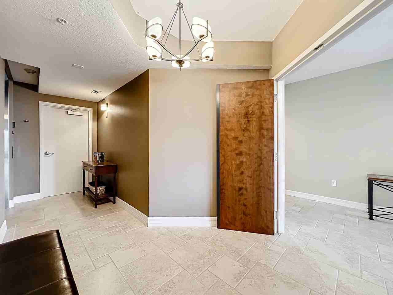 110 Warsteiner Way - 301Unit 301 #301 - Photo 3 of 31