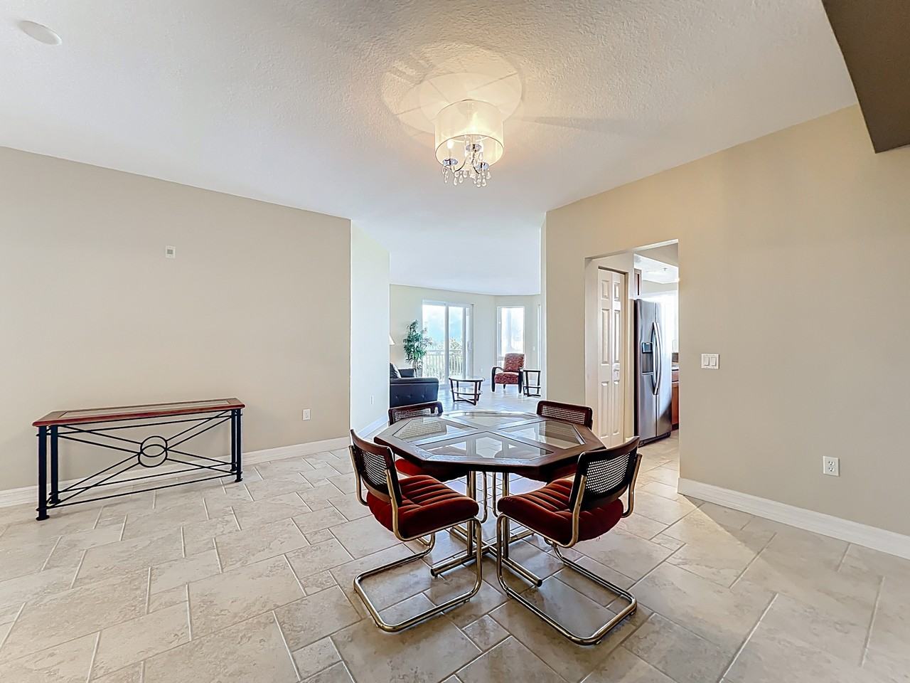 110 Warsteiner Way - 301Unit 301 #301 - Photo 5 of 31