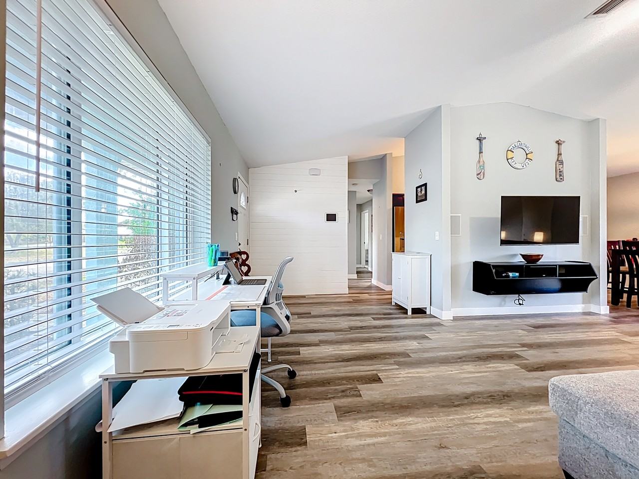 1614 Earlham Ave Nw #1 - Photo 5 of 23