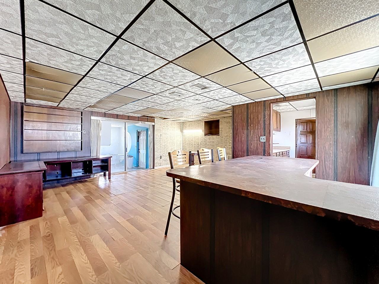 122 Eden Ave #1 - Photo 3 of 20