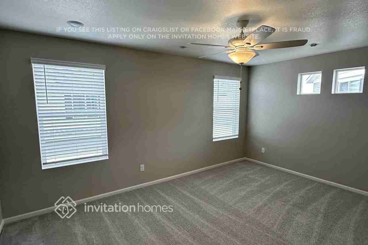 10186 Scranton Way - Photo 7 of 19