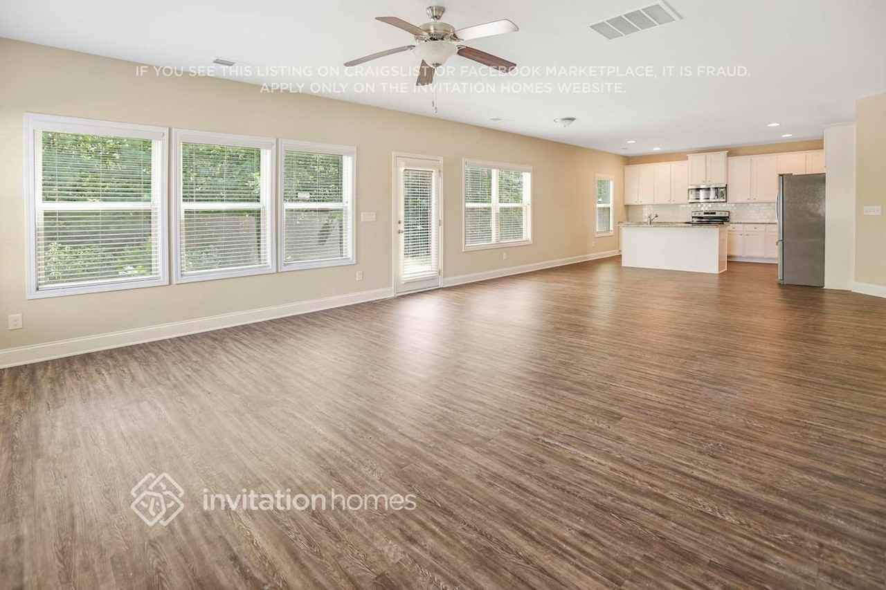 449 Dublin Way - Photo 6 of 30