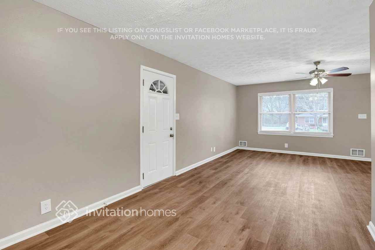 104 Shepherd Dr - Photo 3 of 21