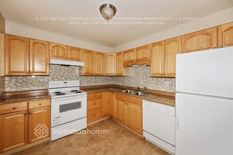 2623 Cedar Fork Trl - Photo 5 of 10