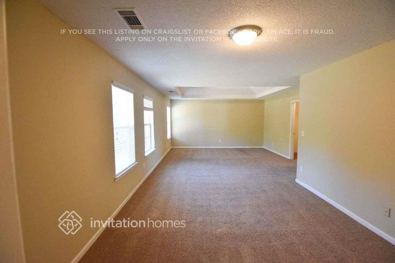 1940 Cornerstone Pass - Photo 6 of 11