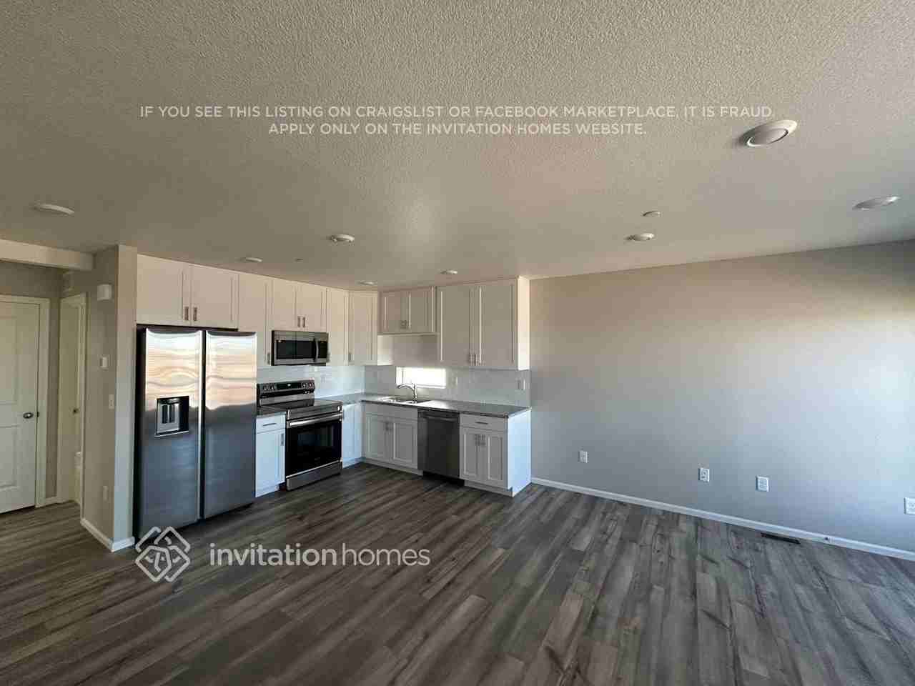 13551 E 103rd Pl - Photo 4 of 20