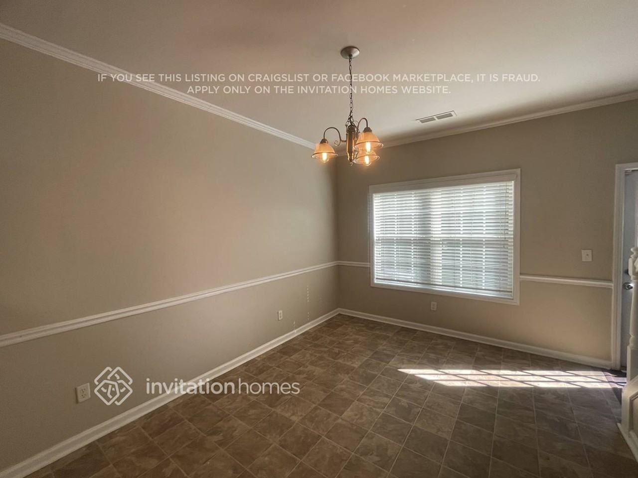 112 Brookvalley Xing - Photo 6 of 15