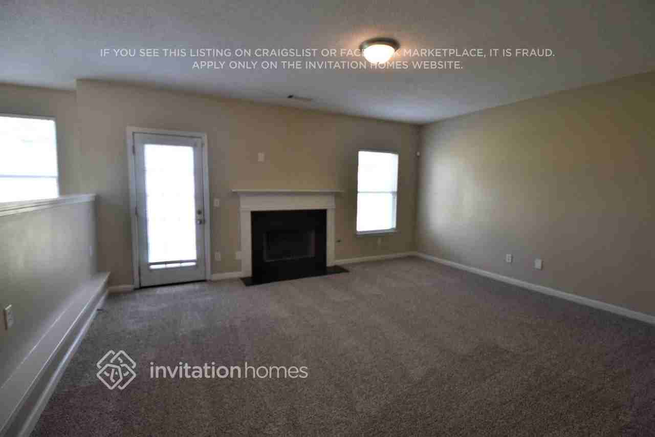 3632 Rosebud Park Dr - Photo 4 of 11