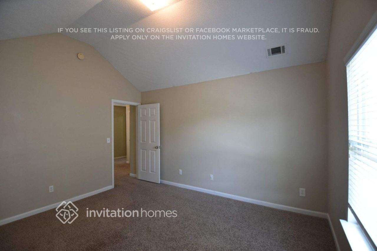 3632 Rosebud Park Dr - Photo 7 of 11