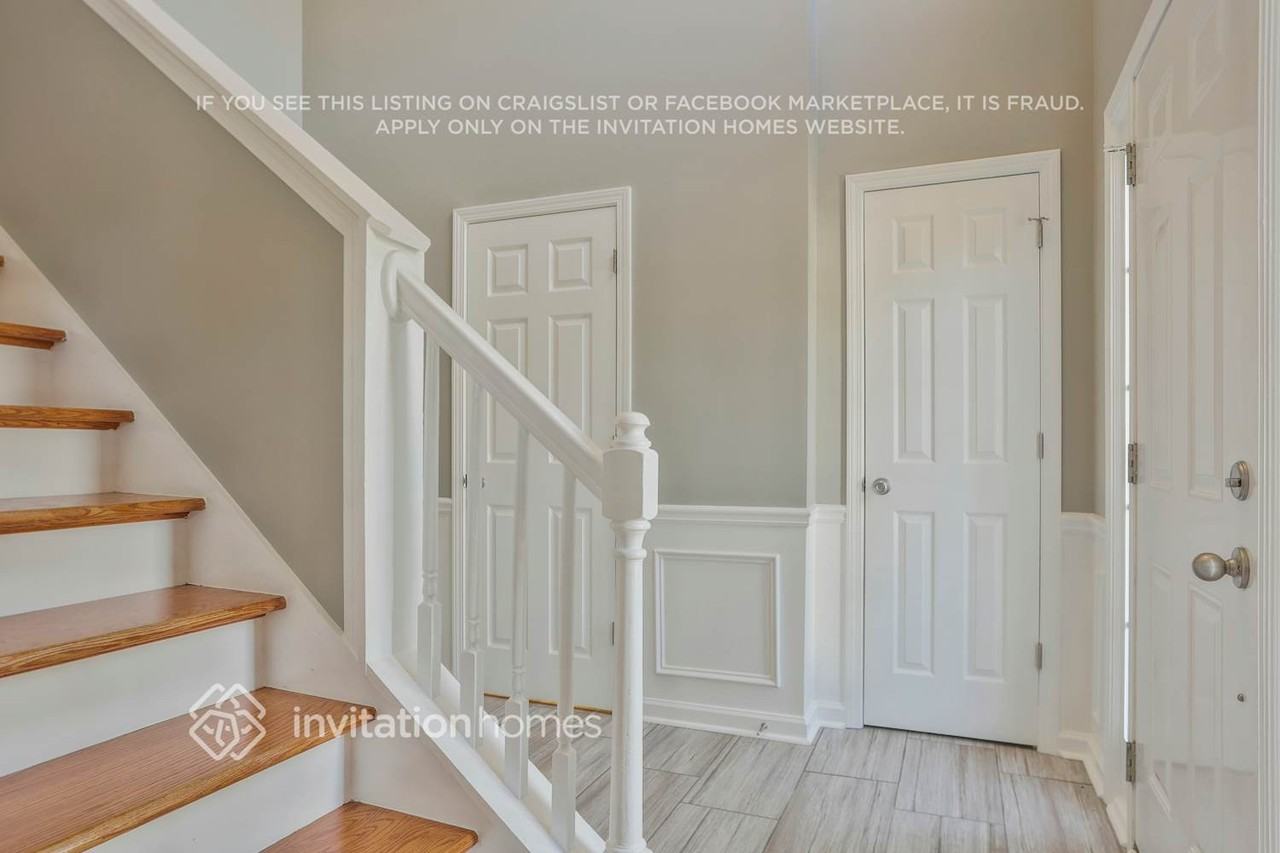 3417 Sandlake Dr Sw - Photo 5 of 26