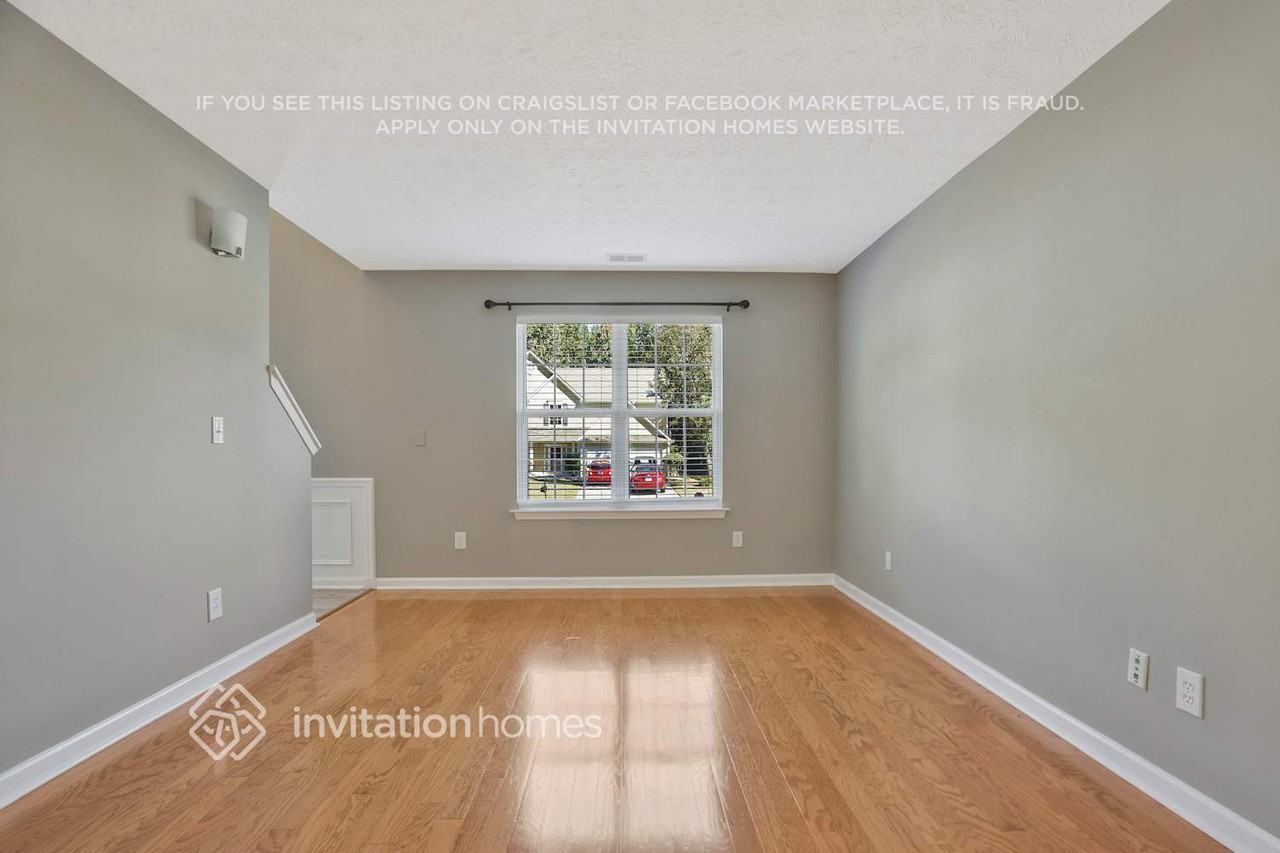 3417 Sandlake Dr Sw - Photo 6 of 26