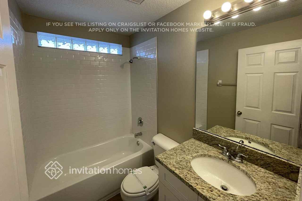 3223 Pine Club Dr - Photo 7 of 9