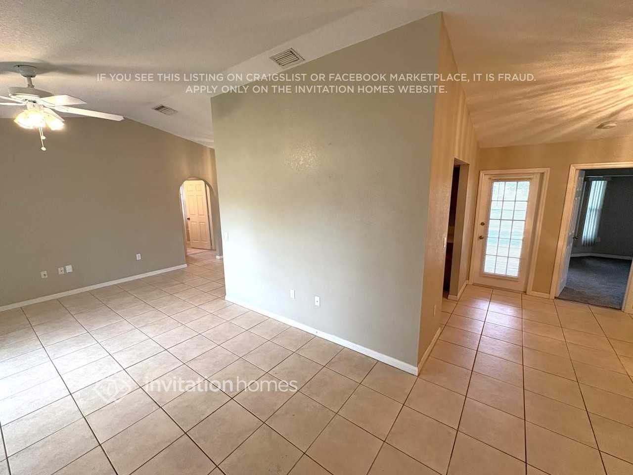 1132 Capricorn Blvd - Photo 2 of 10