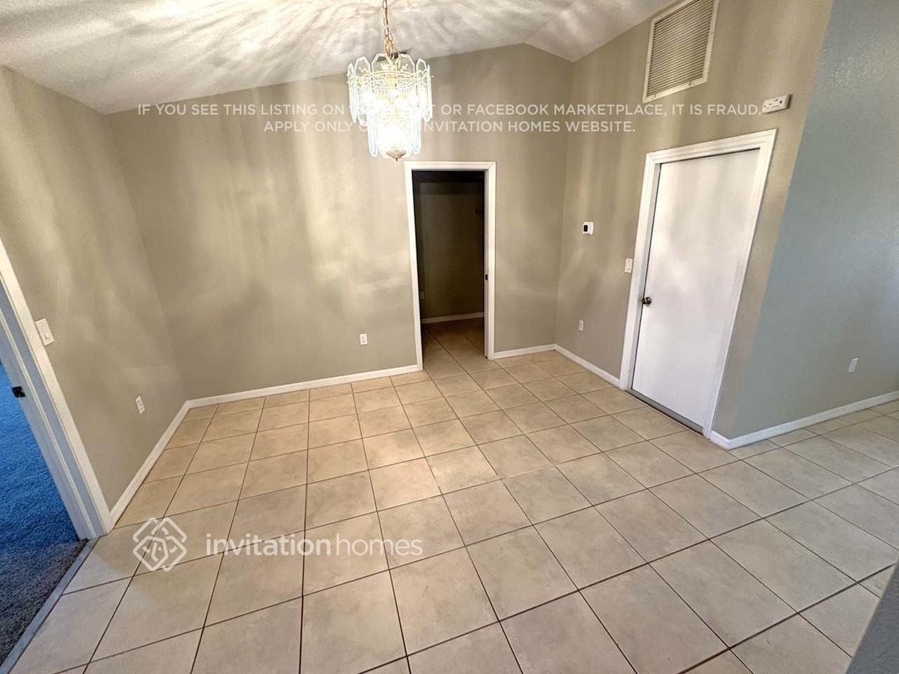 1132 Capricorn Blvd - Photo 4 of 10