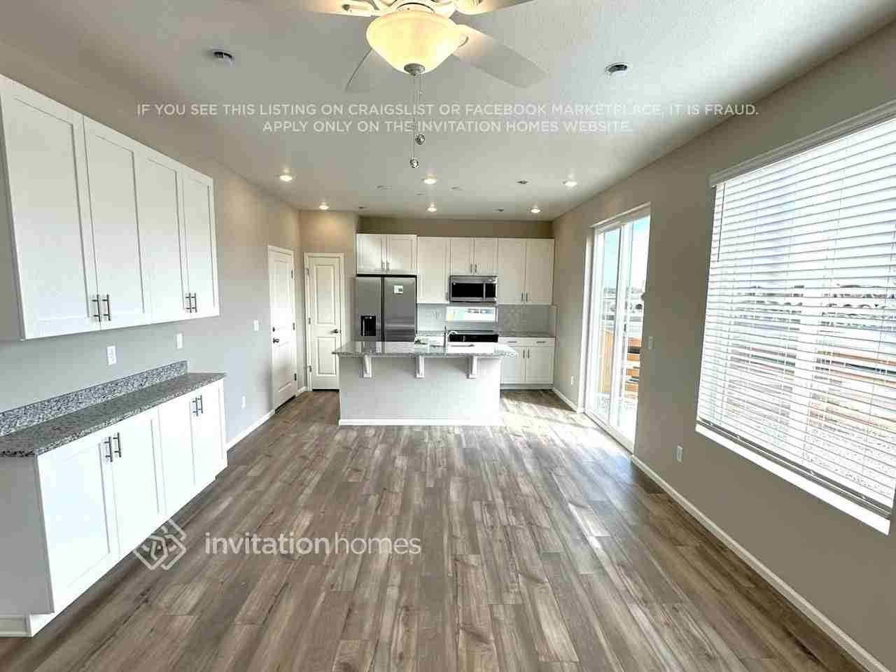 10198 Scranton Way - Photo 3 of 17