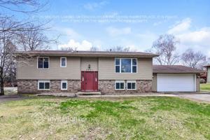 featured image of 2601 E 121st St