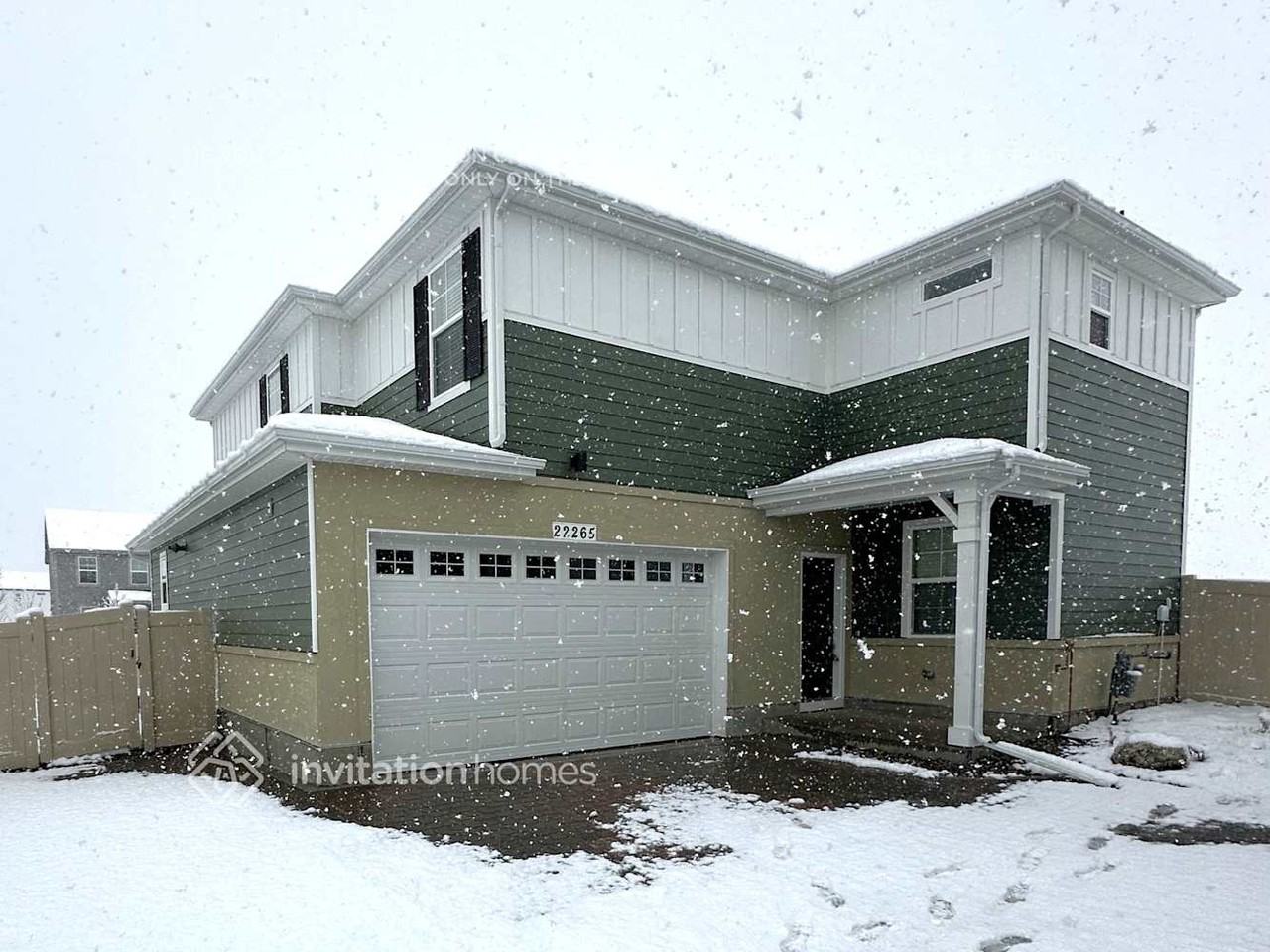 22265 E 39th Ave - Photo 2 of 23