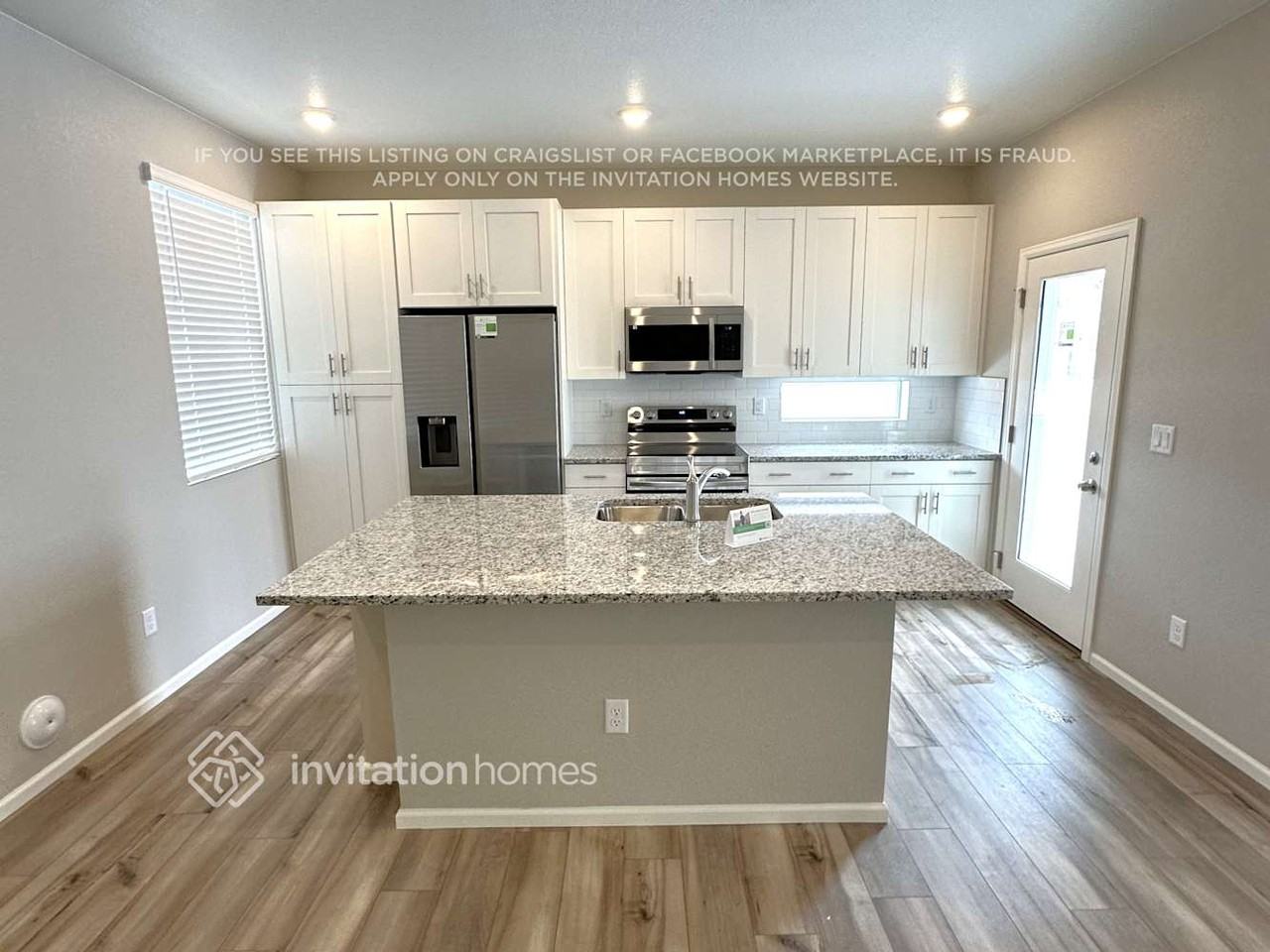 22265 E 39th Ave - Photo 7 of 23