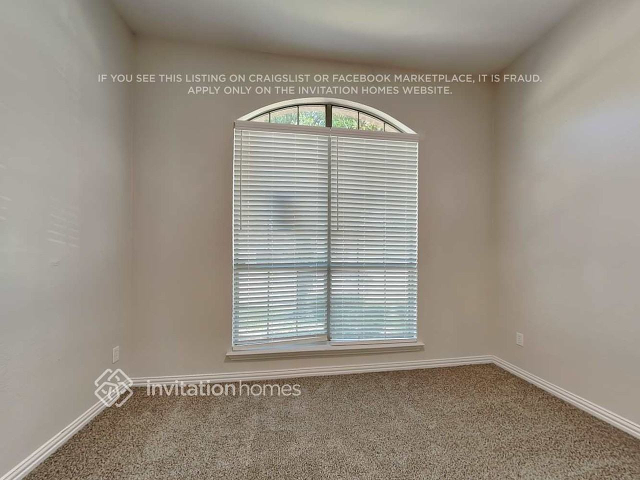 222 Vernon Dr - Photo 5 of 21