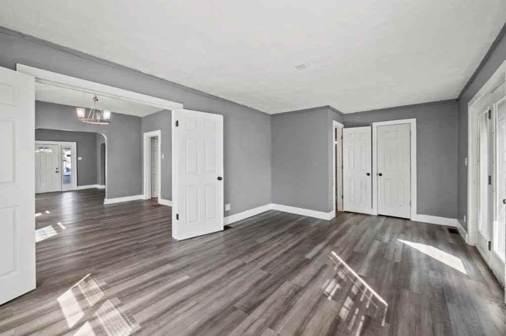 409 N Temple Ave #1 - Photo 7 of 16