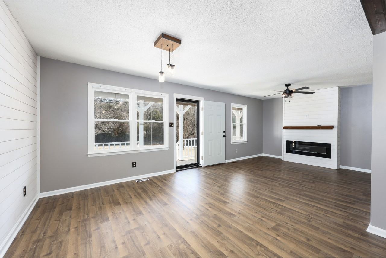 2681 George York Rd #1 - Photo 3 of 17