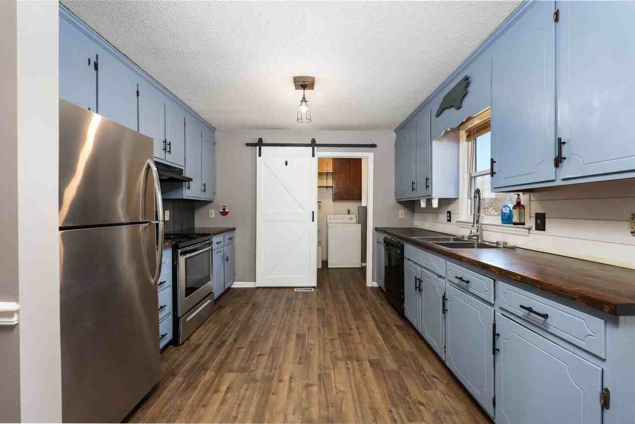 2681 George York Rd #1 - Photo 4 of 17