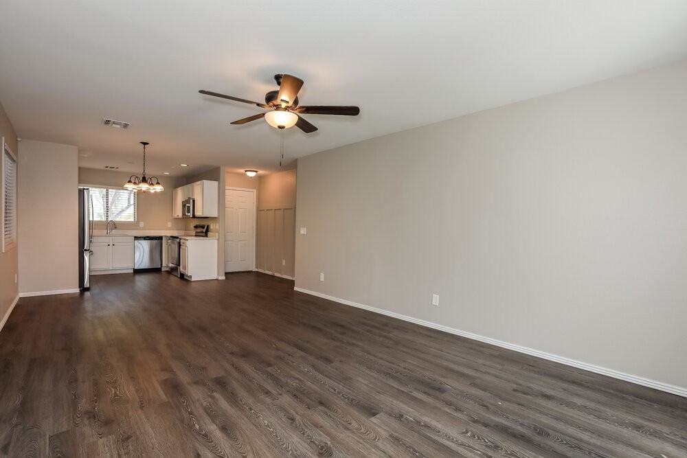 1101 E Desert Rose Trl - Photo 5 of 19