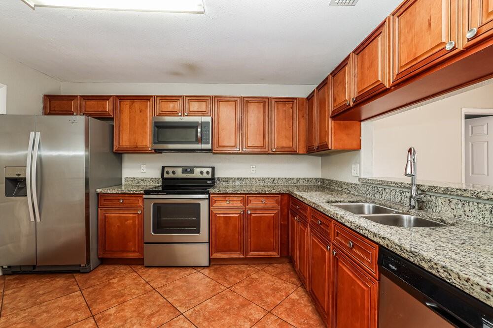 9702 Nevada Pl - Photo 7 of 18
