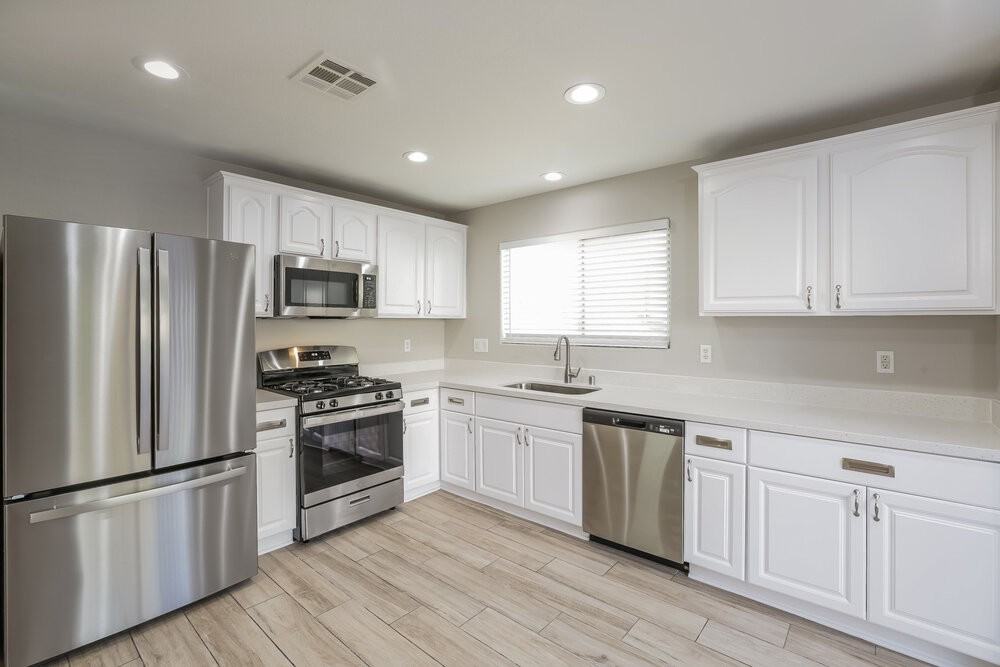 6218 Lone Cypress Ct - Photo 6 of 17