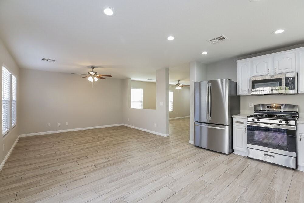 6218 Lone Cypress Ct - Photo 7 of 17