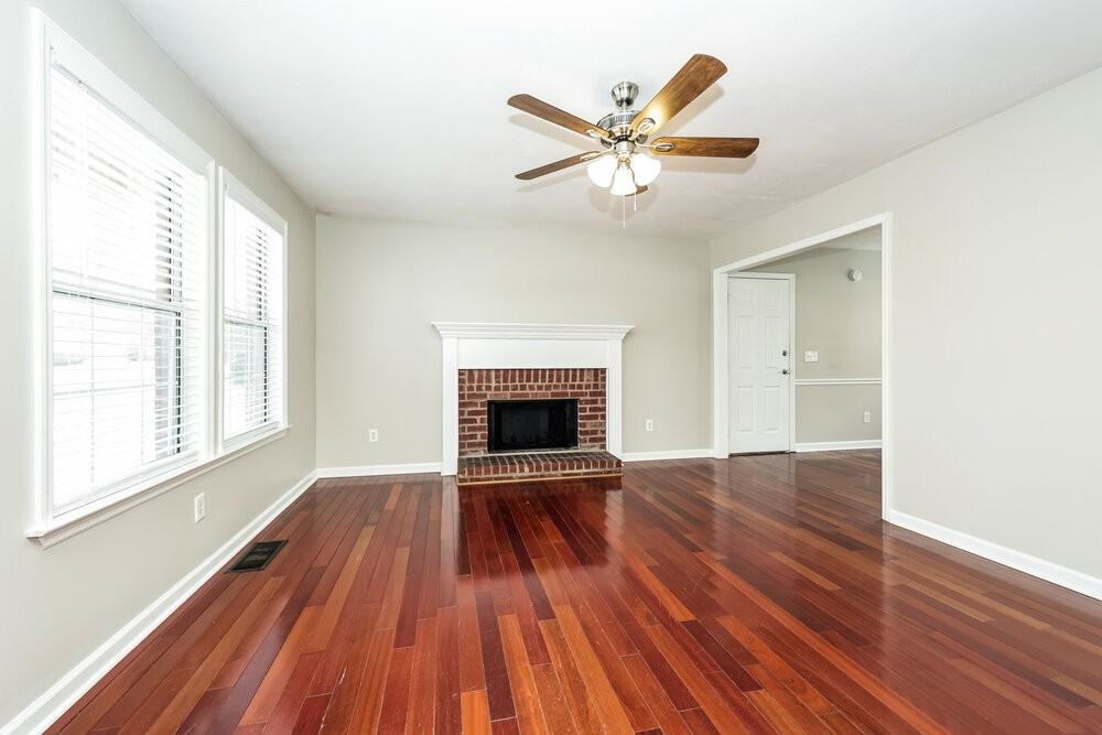 906 Tal Ln - Photo 5 of 17