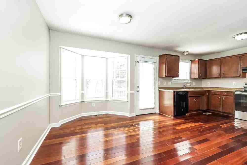 906 Tal Ln - Photo 6 of 17