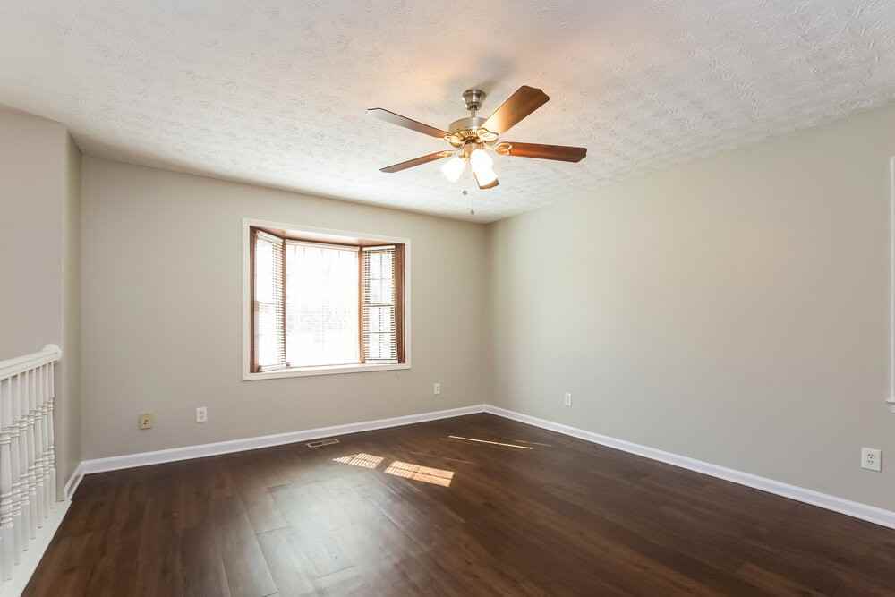 187 Sherwood Forest Dr - Photo 4 of 15