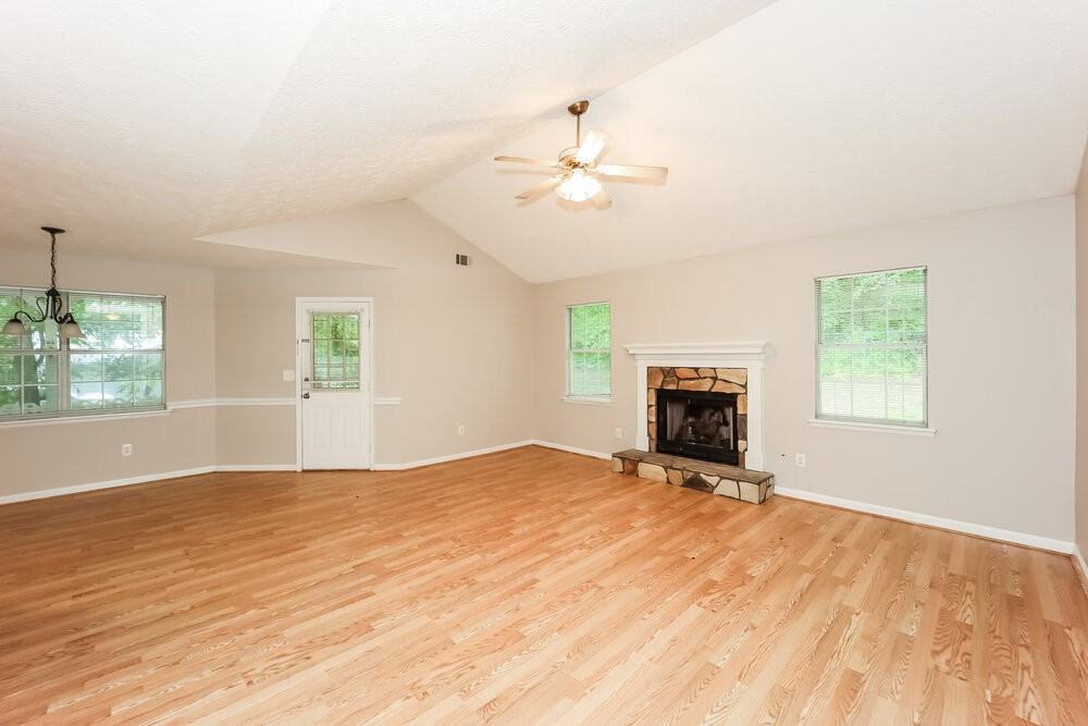 85 Lakeside Dr - Photo 5 of 19