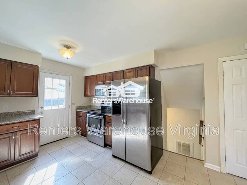 1121 Sherry Ave - Photo 7 of 31