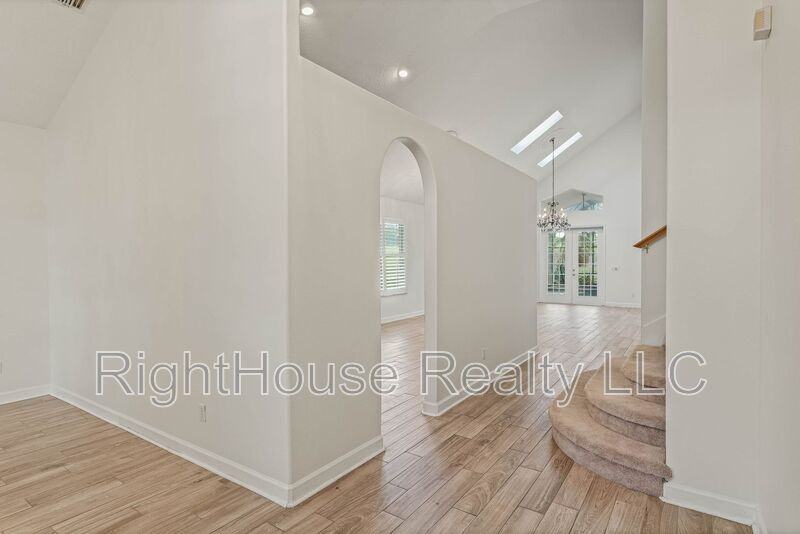 7284 Hawksnest Blvd - Photo 5 of 50