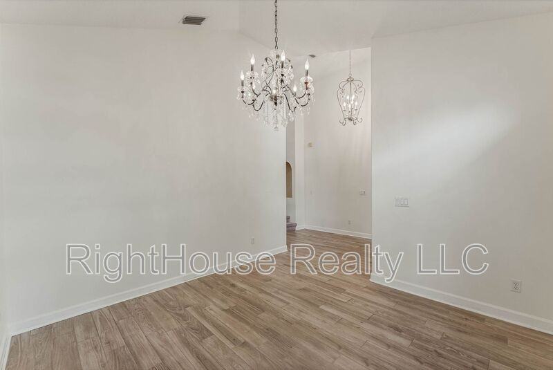 7284 Hawksnest Blvd - Photo 7 of 50