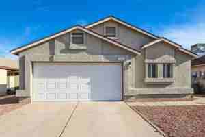 featured image of 10856 W Ruth Ave